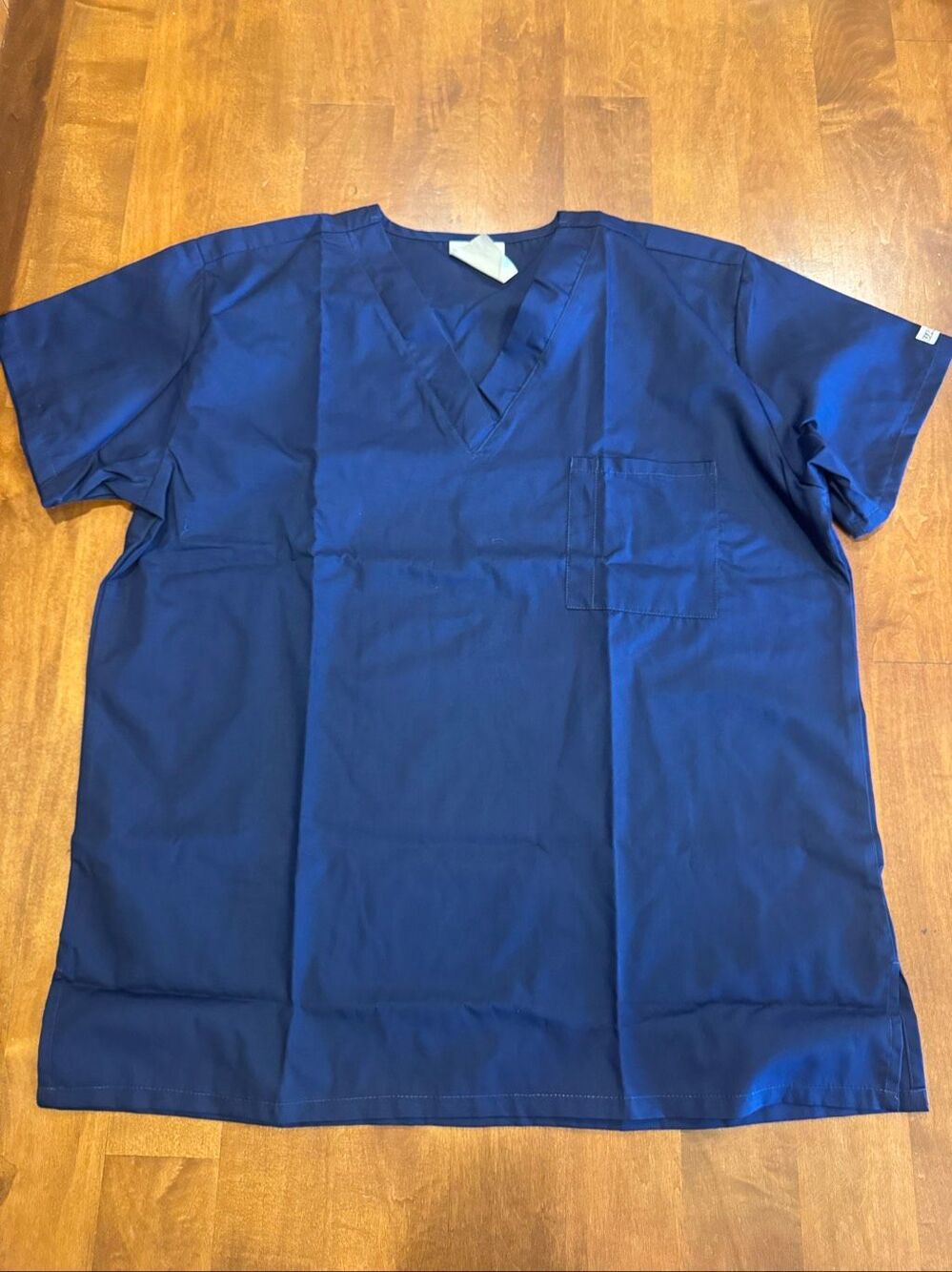 UA Scrubs Uniform Advantage Unisex Navy Blue V-Neck Scrub Top Size Large New